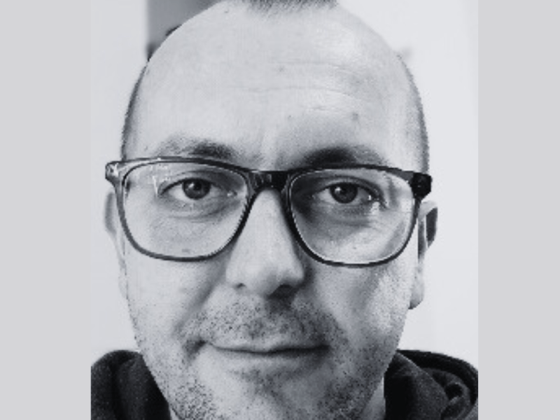 Kto wykonuje dzisiaj pracę faktycznie użyteczną, a kto jest “jedynie” spełniaczem&nbsp;zachcianek?